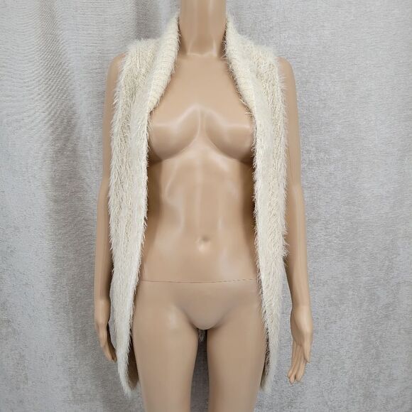 Ryu Winter White Super Soft Vest Fuzzy Crochet Hippie Vest Small/Medium - Picture 6 of 15